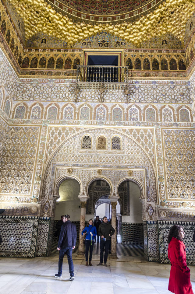 Sevilla 081 - Real Álcazar - Palacio del Rey Don Pedro - Salón de Embajadores.jpg